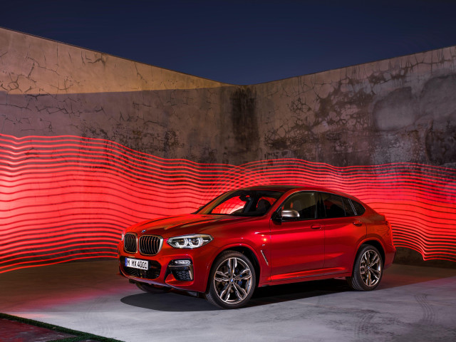 BMW X4 фото