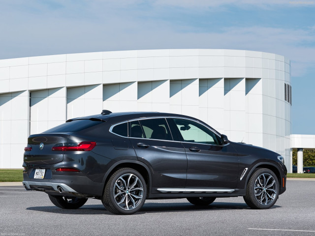 BMW X4 фото