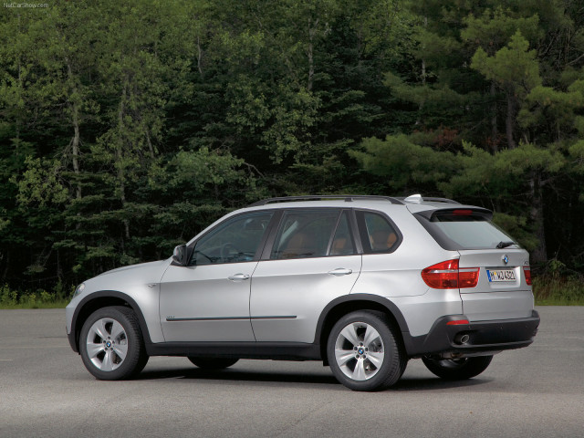 BMW X5 E70 фото