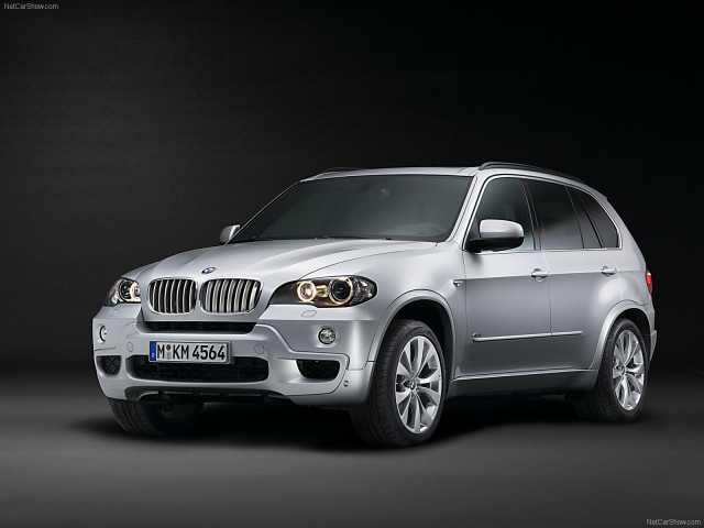 BMW X5 E70 фото