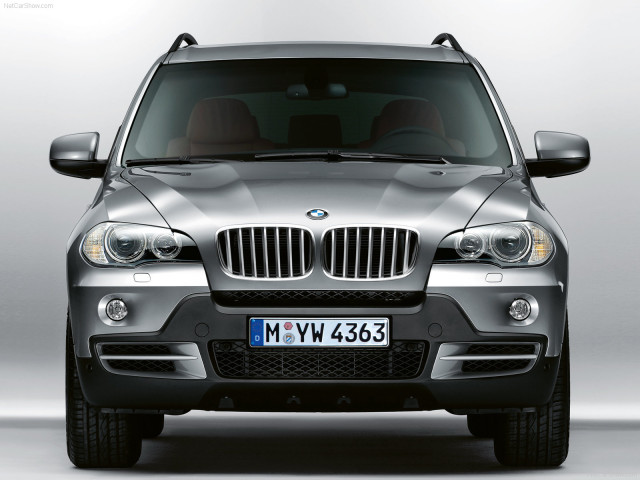 BMW X5 E70 фото