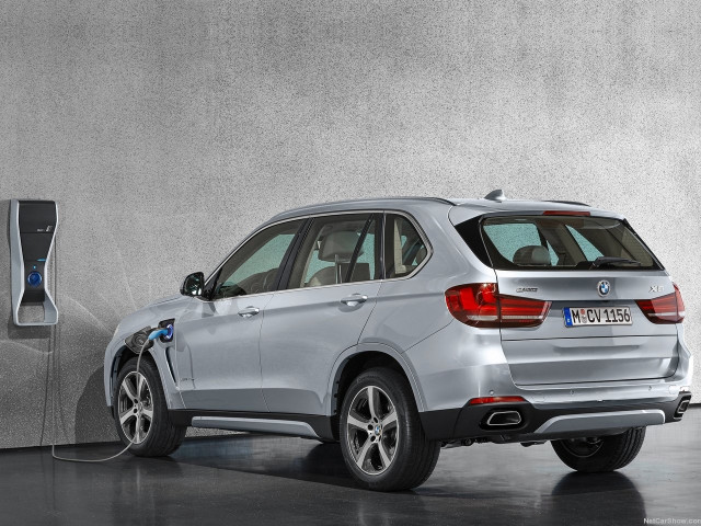 BMW X5 фото