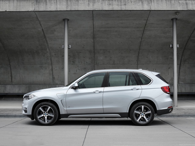 BMW X5 фото