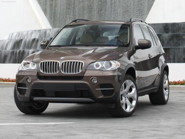 BMW X5 фото