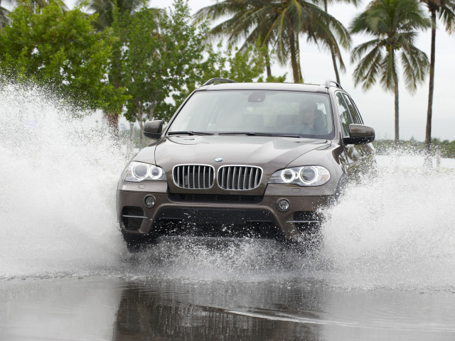 BMW X5 фото