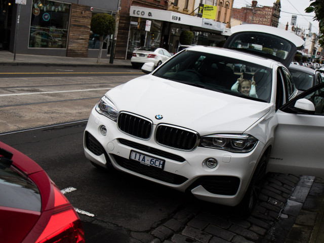 BMW X6 фото