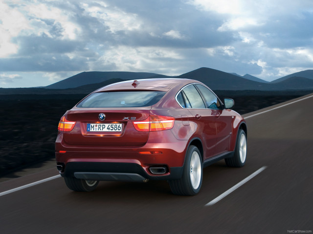 BMW X6 фото