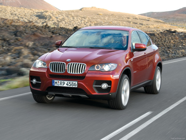 BMW X6 фото