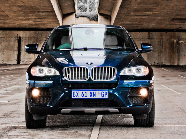 BMW X6 фото