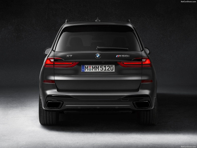 BMW X7 фото