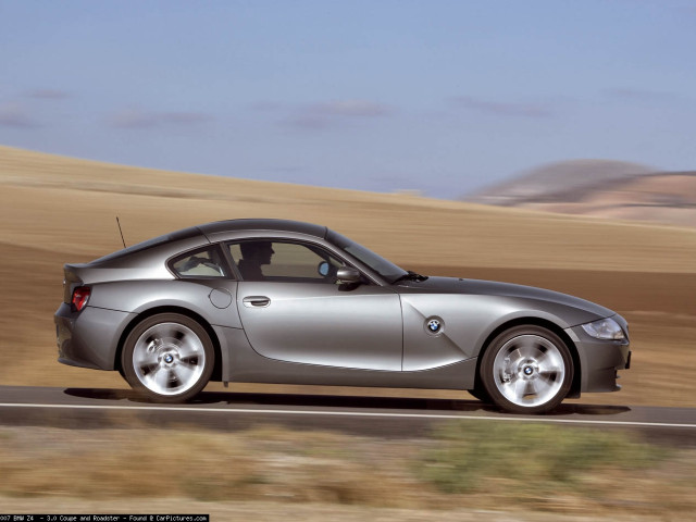 BMW Z4 Coupe фото