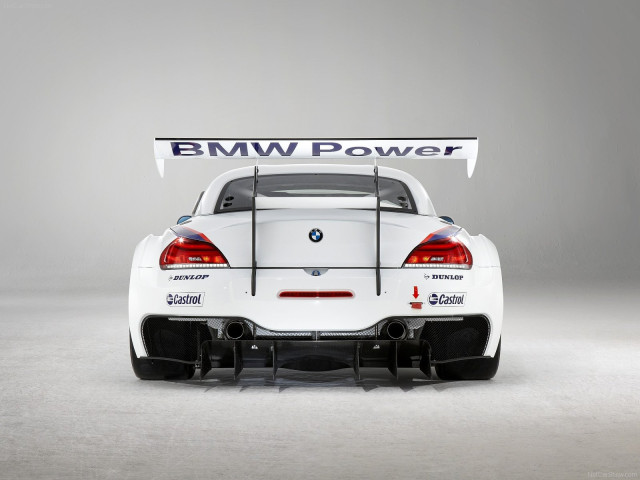 BMW Z4 GT3 фото