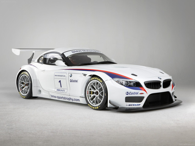 BMW Z4 GT3 фото