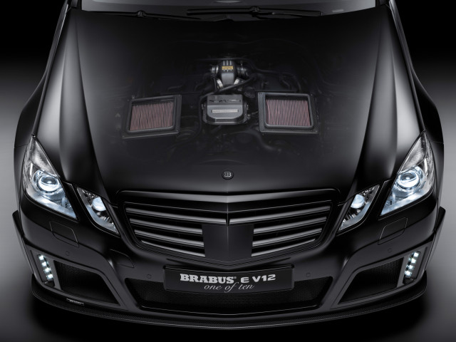 Brabus E V12 фото