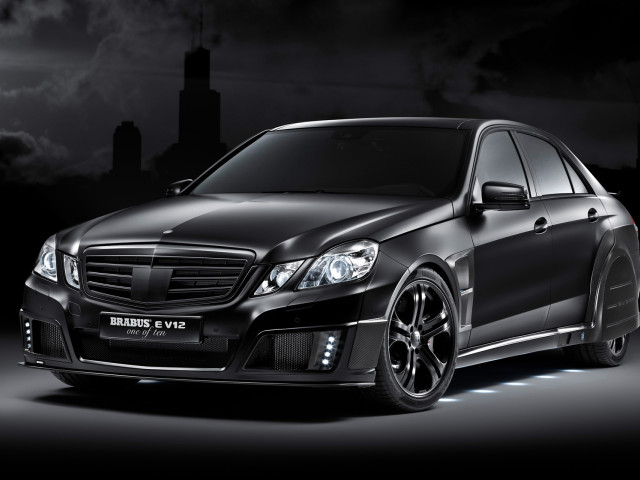 Brabus E V12 фото