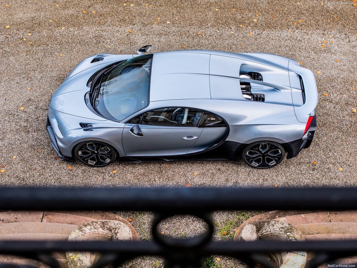 Bugatti Chiron фото 210171