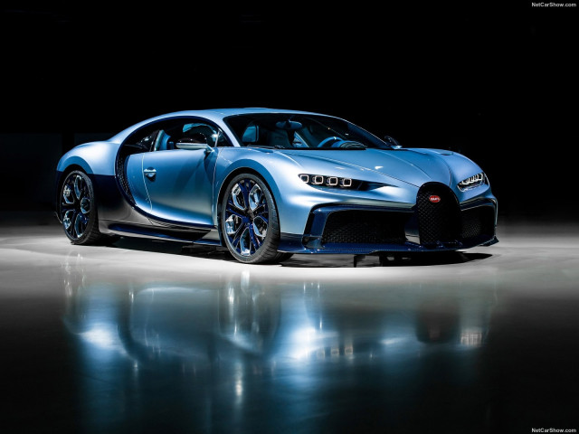 Bugatti Chiron фото