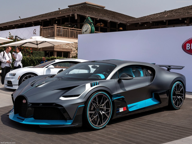 Bugatti Divo фото