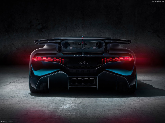 Bugatti Divo фото