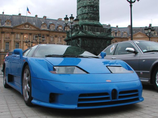 Bugatti EB 110 фото