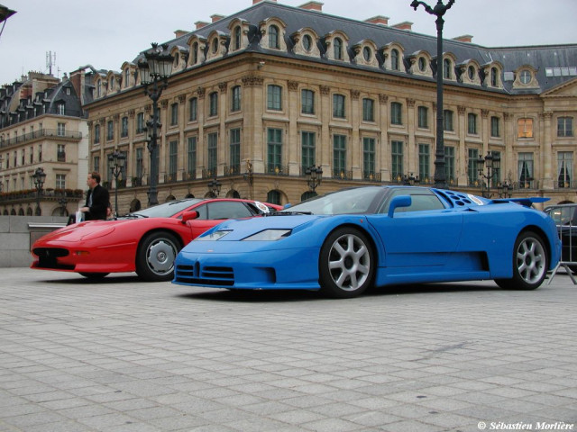 Bugatti EB 110 фото