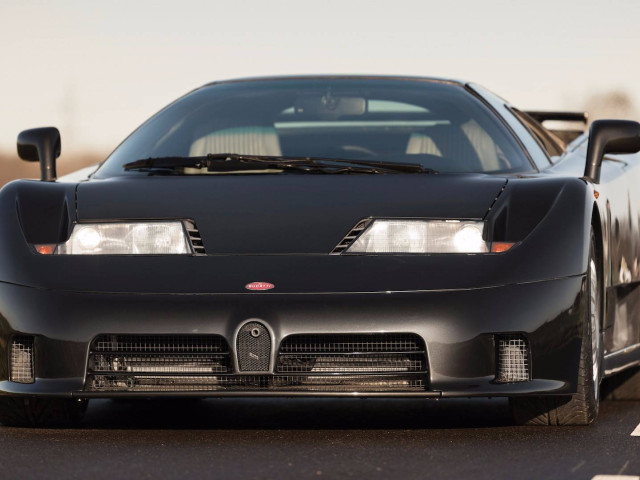 Bugatti EB 110 фото