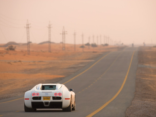 Bugatti Veyron фото