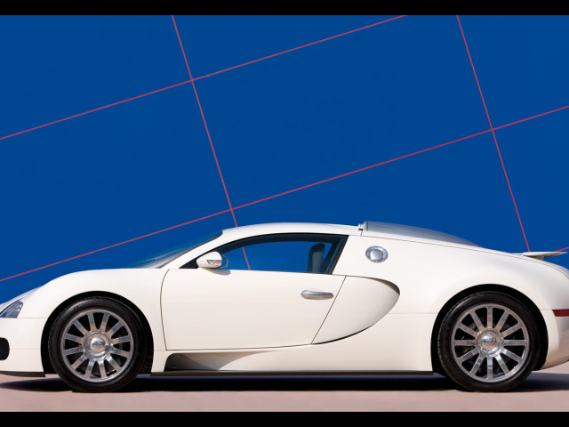 Bugatti Veyron фото