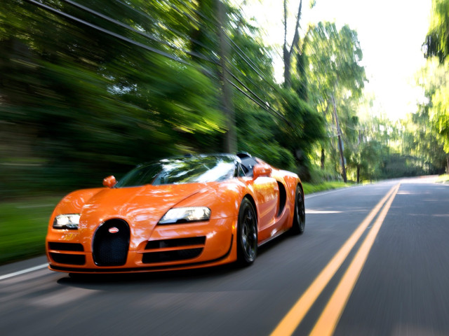 Bugatti Veyron фото