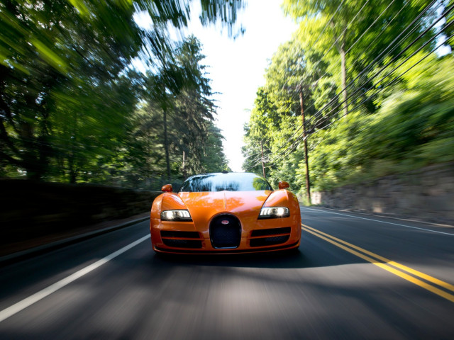 Bugatti Veyron фото