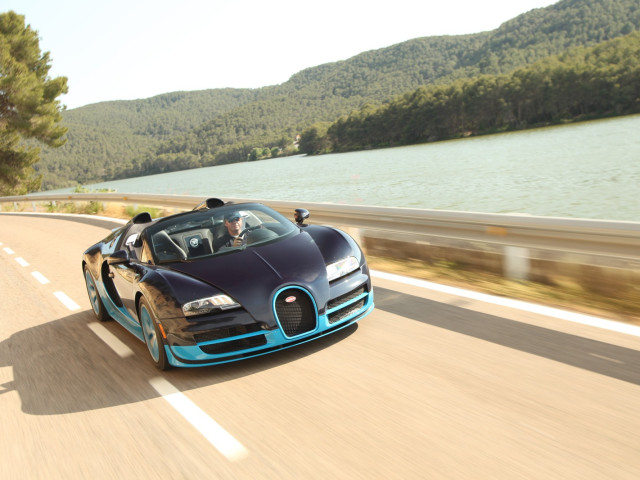 Bugatti Veyron фото