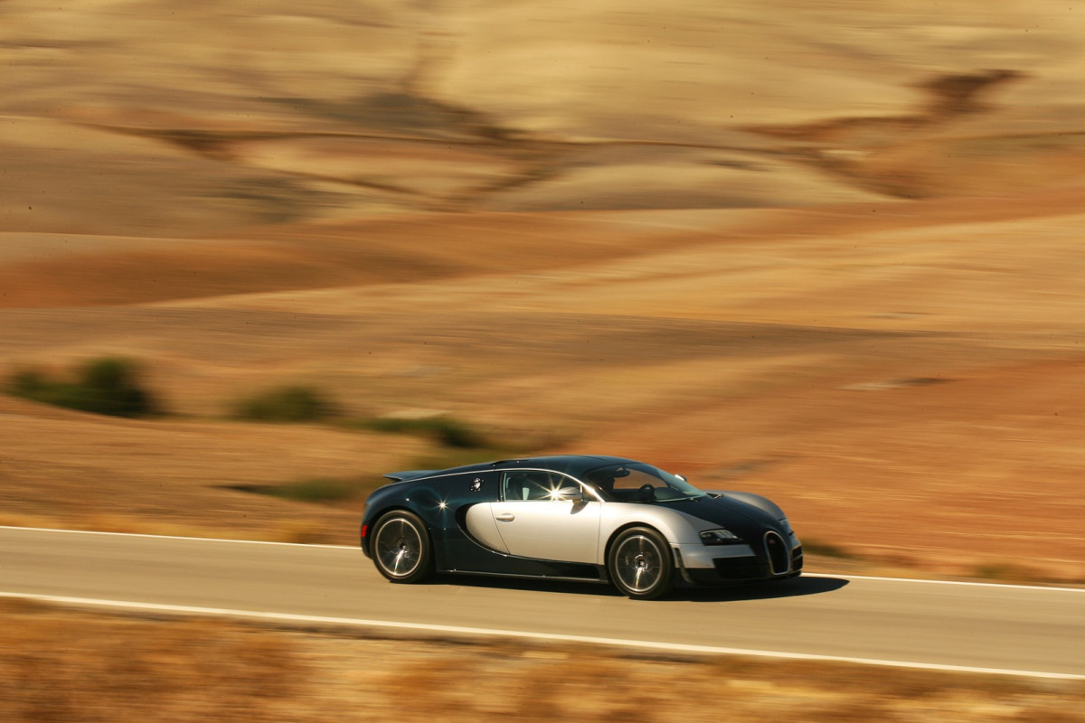 Bugatti Veyron фото 167616