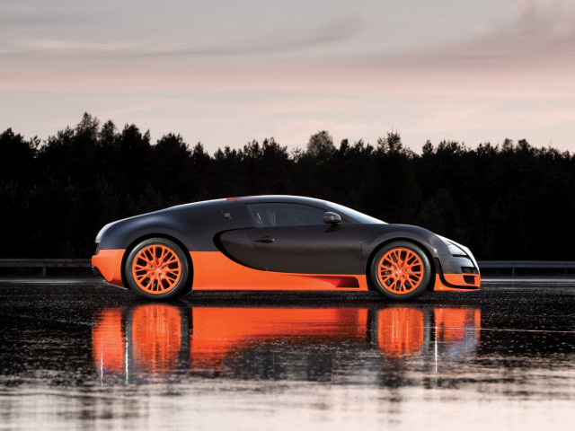 Bugatti Veyron фото