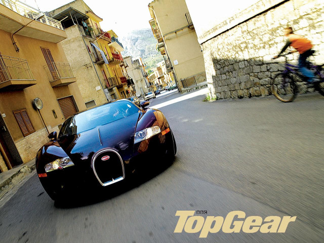 Bugatti Veyron фото