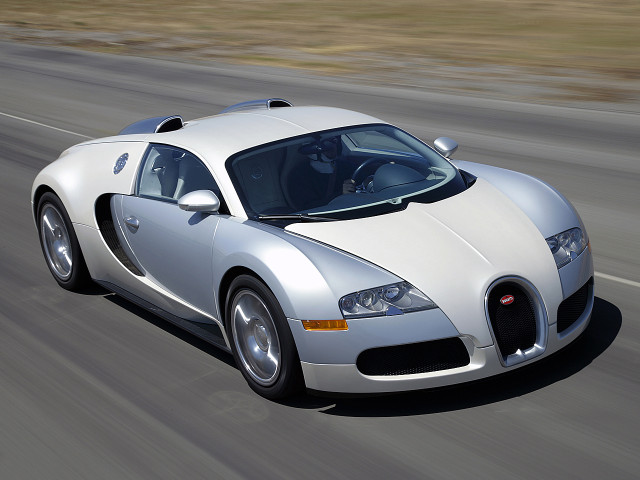 Bugatti Veyron фото