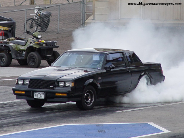 Buick Grand National фото