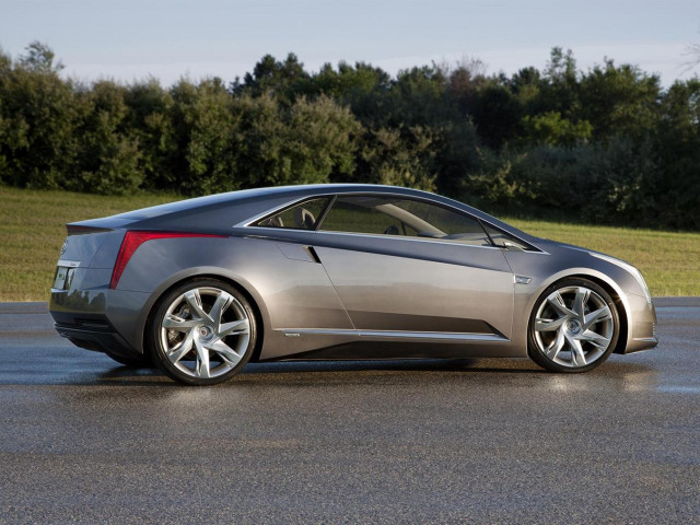 Cadillac ELR фото