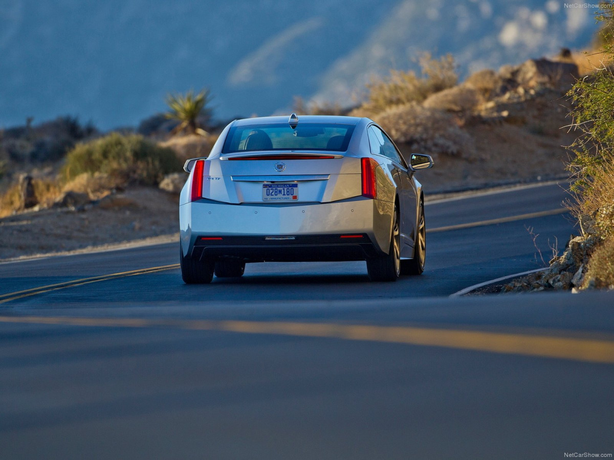 Cadillac ELR фото 156700