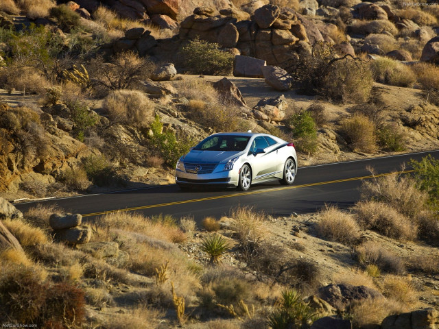 Cadillac ELR фото