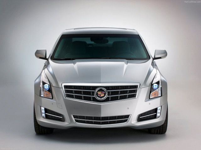 Cadillac ATS фото