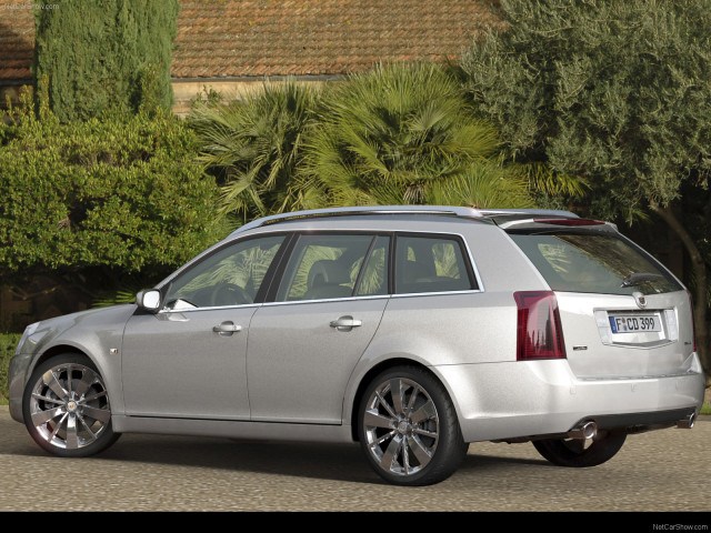 Cadillac BLS Wagon фото