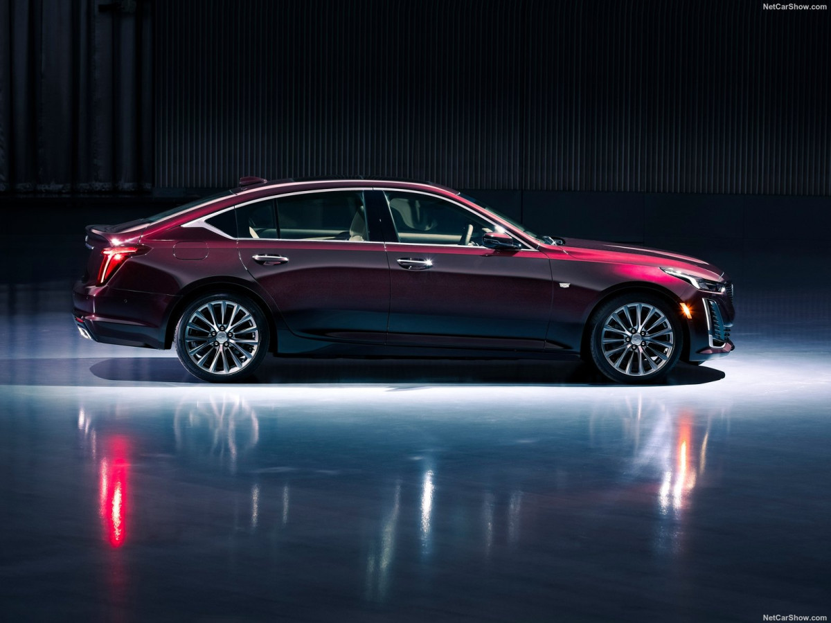 Cadillac CT5 фото 201159