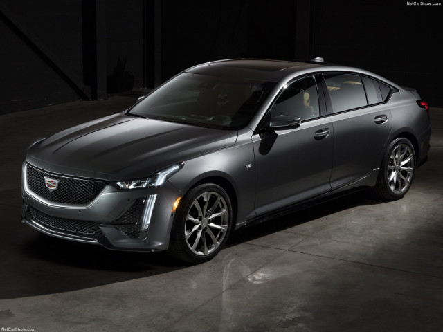 Cadillac CT5 фото