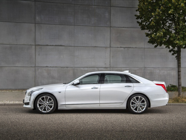 Cadillac CT6 фото