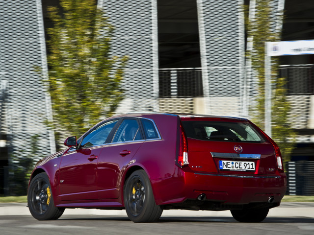 Cadillac CTS Sport Wagon фото