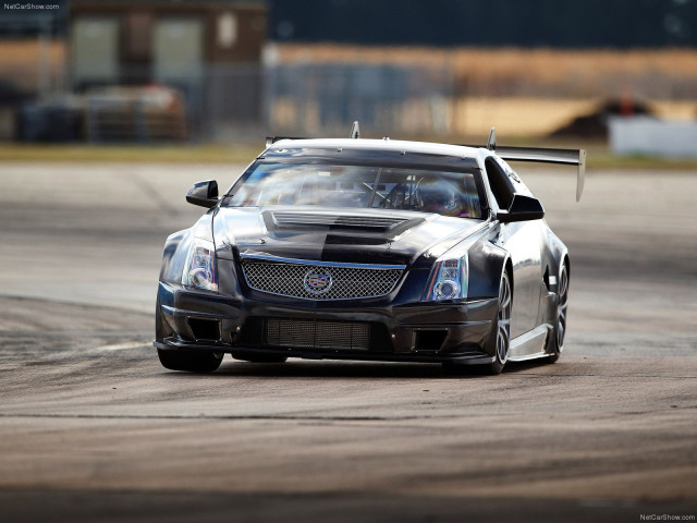 Cadillac CTS-V Coupe Race Car фото