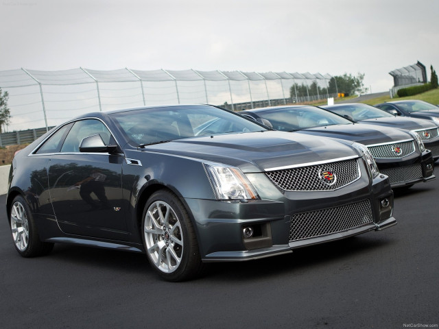 Cadillac CTS-V Coupe фото