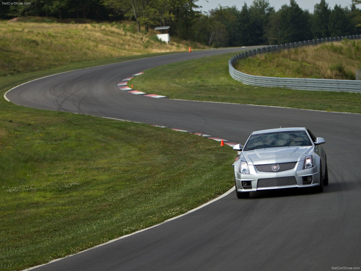 Cadillac CTS-V Coupe фото 117939