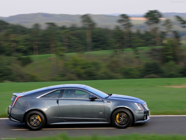 Cadillac CTS-V Coupe фото