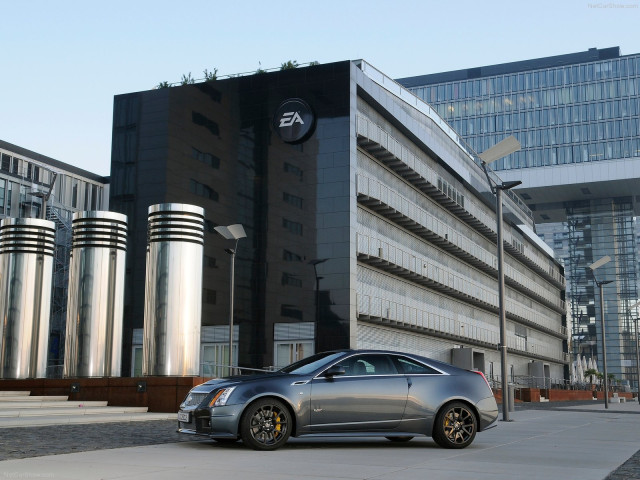 Cadillac CTS-V Coupe фото